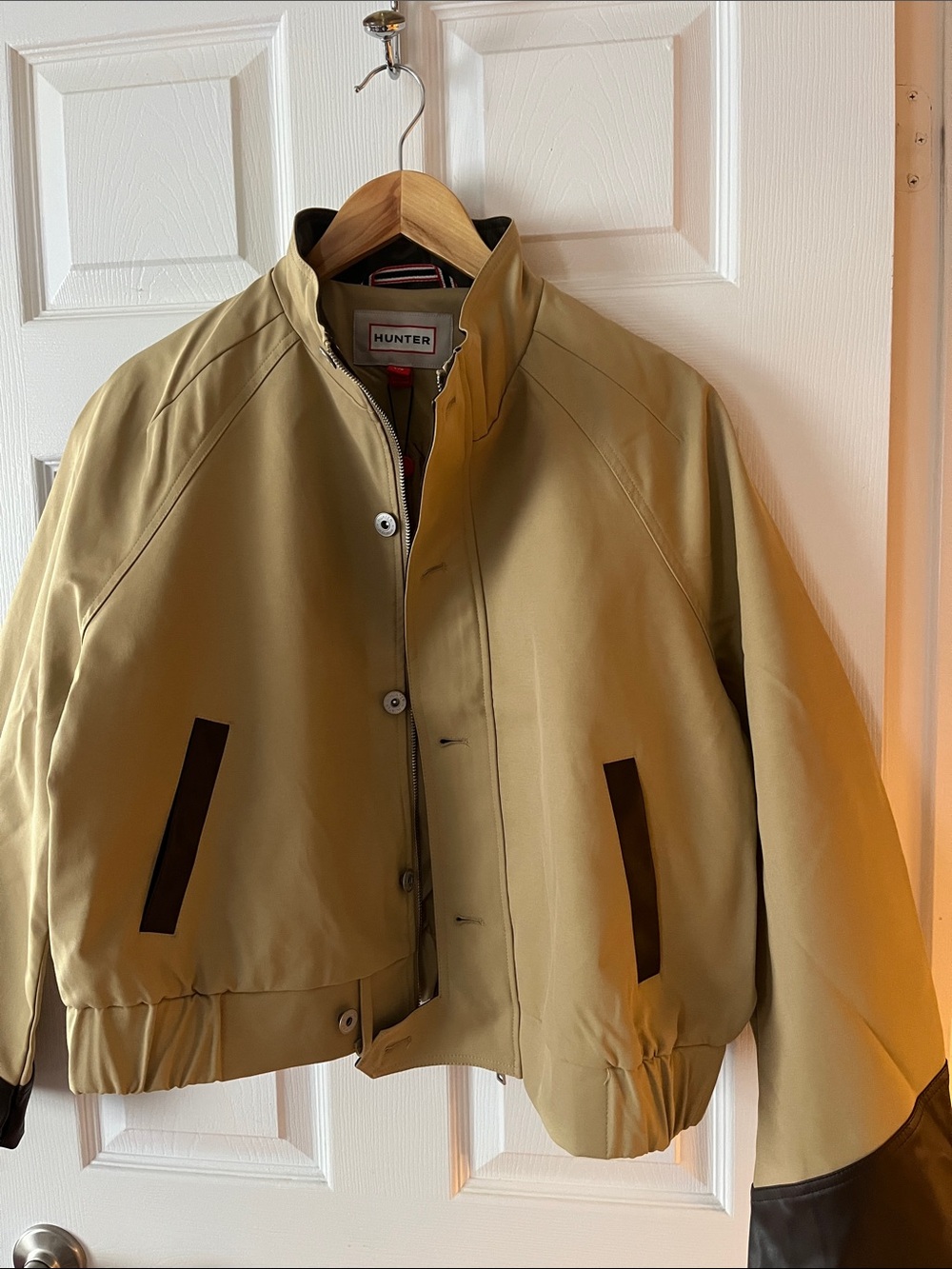 Hunter Women's Tan Khaki Bomber Jacket with Contrast Trim